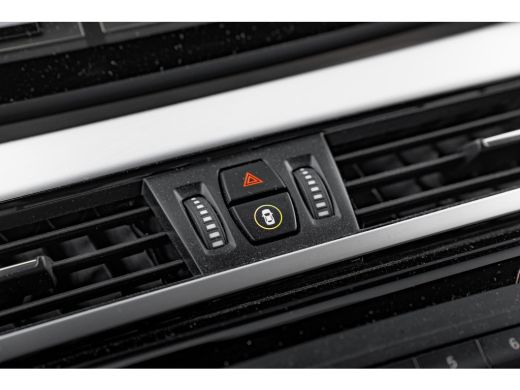 BMW X1 sDrive20i 178 PK Business Edition Plus Head up | Achteruitrijcamera | Cruise control | Keyless | ... ActivLease financial lease