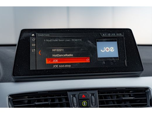 BMW X1 sDrive20i 178 PK Business Edition Plus Head up | Achteruitrijcamera | Cruise control | Keyless | ... ActivLease financial lease