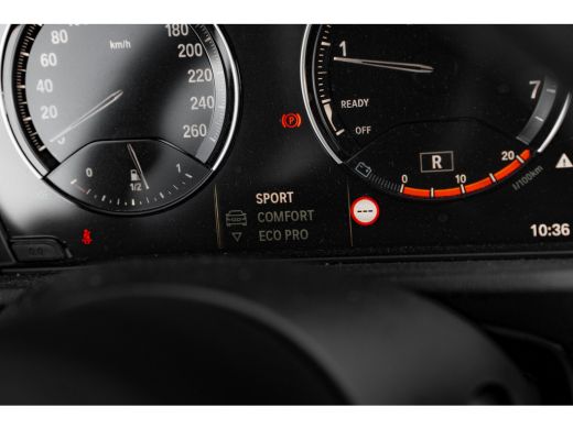 BMW X1 sDrive20i 178 PK Business Edition Plus Head up | Achteruitrijcamera | Cruise control | Keyless | ... ActivLease financial lease