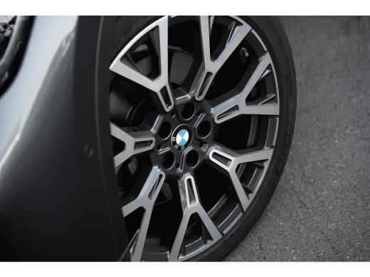 BMW X1 sDrive20i 178 PK Business Edition Plus Head up | Achteruitrijcamera | Cruise control | Keyless | ... ActivLease financial lease
