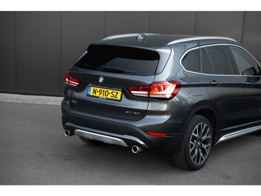 BMW X1 sDrive20i 178 PK Business Edition Plus Head up | Achteruitrijcamera | Cruise control | Keyless | ... ActivLease financial lease
