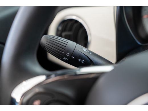 Fiat 500 1.0 Hybrid Cult | Parkeersensoren | DAB | Airco | LED Dagrijverlichting | ActivLease financial lease