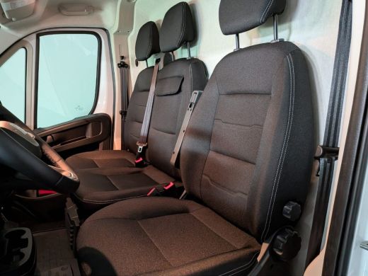 Fiat Ducato 2.2D Automaat 140PK L3H2 Betimmering | BPM-vrij! | Achteruitrijcamera | Climate control | Navigat... ActivLease financial lease