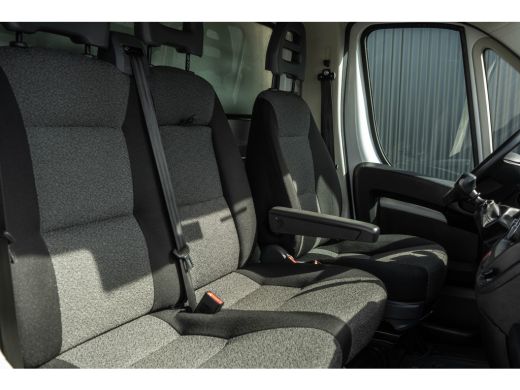 Fiat Ducato 2.3 MultiJet Bakwagen met laadklep | 141 PK | Euro 6 | Cruise | Camera | Airco | Navigatie ActivLease financial lease