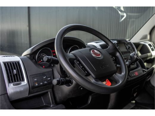 Fiat Ducato 2.3 MultiJet Bakwagen met laadklep | 141 PK | Euro 6 | Cruise | Camera | Airco | Navigatie ActivLease financial lease