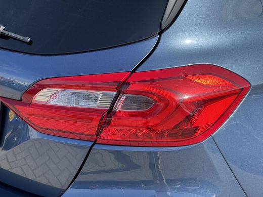 Ford Fiesta 1.0 EcoBoost ST-Line X NL-AUTO | STOELVERWARMING | CARPLAY ActivLease financial lease