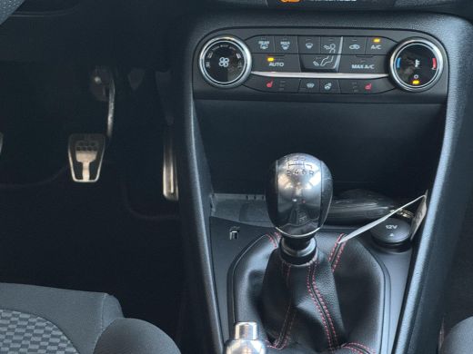 Ford Fiesta 1.0 EcoBoost ST-Line X NL-AUTO | STOELVERWARMING | CARPLAY ActivLease financial lease