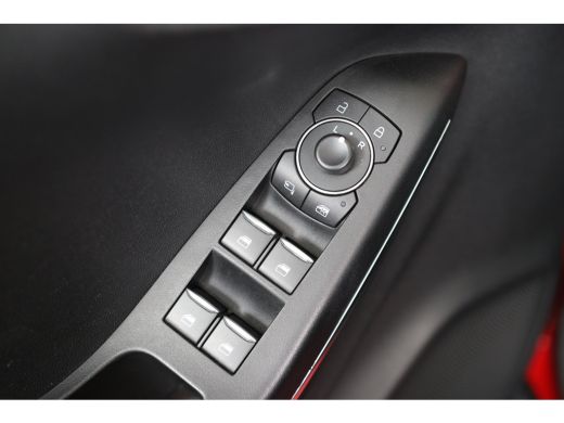 Ford Puma 1.0 EcoBoost Hybrid Titanium | Panoramadak | Trekhaak afn. | Camera | Parkeersensoren | 17 inch V... ActivLease financial lease