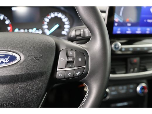 Ford Puma 1.0 EcoBoost Hybrid Titanium | Panoramadak | Trekhaak afn. | Camera | Parkeersensoren | 17 inch V... ActivLease financial lease