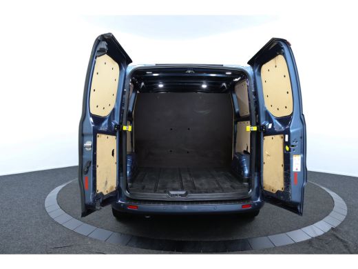 Ford Transit Custom 320 2.0 TDCI 185pk Automaat L2H1 Sport | Xenon | BLIS | Camera | Navigatie | Elektrische Stoel | ... ActivLease financial lease