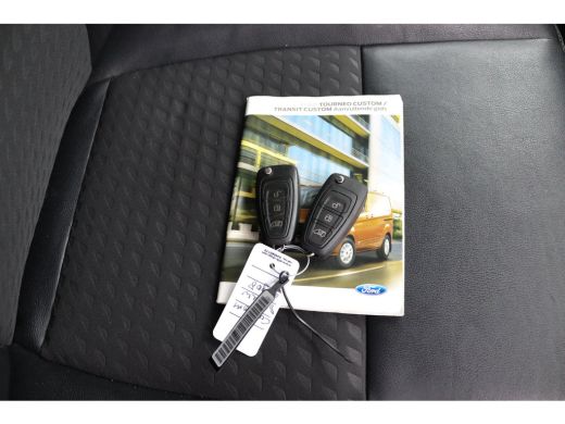 Ford Transit Custom 320 2.0 TDCI 185pk Automaat L2H1 Sport | Xenon | BLIS | Camera | Navigatie | Elektrische Stoel | ... ActivLease financial lease