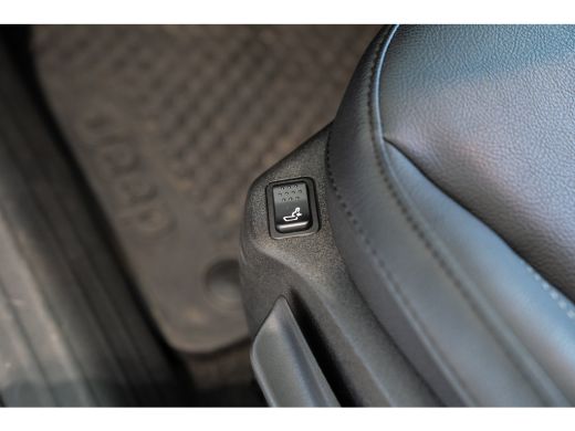 Jeep Compass 4xe 190 Plug-in Hybrid Electric Altitude | 360gr Camera | Stoel & Stuurverwarming | Keyless Entry... ActivLease financial lease