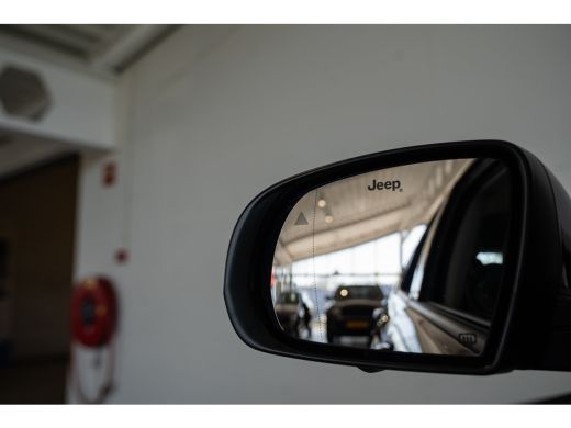 Jeep Compass 4xe 190 Plug-in Hybrid Electric Altitude | 360gr Camera | Stoel & Stuurverwarming | Keyless Entry... ActivLease financial lease