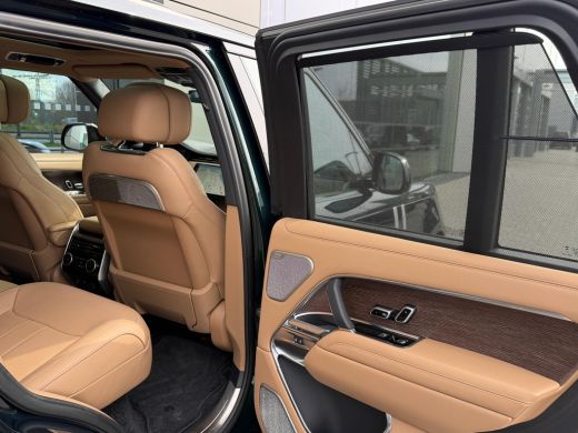 Land Rover Range Rover P460e Autobiography | British Racing Green | Lederen hemelbekleding | Vierwielbesturing | Meridia... ActivLease financial lease