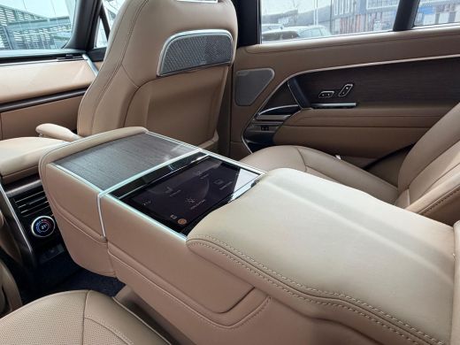 Land Rover Range Rover P460e Autobiography | British Racing Green | Lederen hemelbekleding | Vierwielbesturing | Meridia... ActivLease financial lease