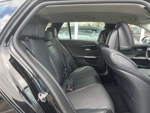 Mercedes-Benz C-Klasse Estate 220 d 4MATIC Luxury Line | Inklapbare Trekhaak | Sfeerverlichting | Stoelverwarming | Appl... ActivLease financial lease