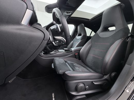 Mercedes-Benz CLA 250e AMG // Panoramadak // Carplay // MultiBeam LED // Sfeerverlichting // Night pakket // Keyles... ActivLease financial lease