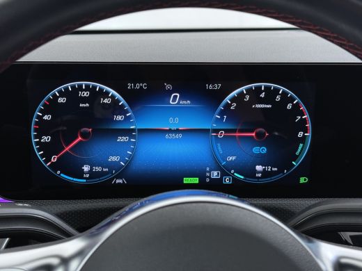 Mercedes-Benz CLA 250e AMG // Panoramadak // Carplay // MultiBeam LED // Sfeerverlichting // Night pakket // Keyles... ActivLease financial lease