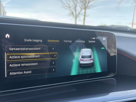 Mercedes-Benz EQC 400 4MATIC Premium 80 kWh | Schuifdak | Burmeister | Sfeerverlichting | AMG Styling ActivLease financial lease