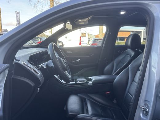 Mercedes-Benz EQC 400 4MATIC Premium 80 kWh | Schuifdak | Burmeister | Sfeerverlichting | AMG Styling ActivLease financial lease