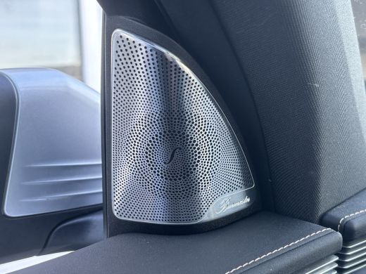 Mercedes-Benz EQC 400 4MATIC Premium 80 kWh | Schuifdak | Burmeister | Sfeerverlichting | AMG Styling ActivLease financial lease