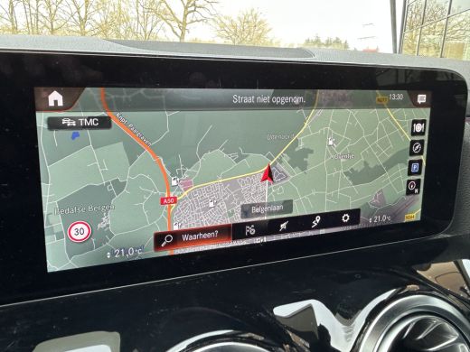 Mercedes-Benz GLA 250e AMG // Trekhaak // Distronic // Headup Display // Memory // 360 Camera // Panoramadak // Led... ActivLease financial lease