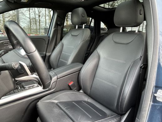 Mercedes-Benz GLA 250e AMG // Trekhaak // Distronic // Headup Display // Memory // 360 Camera // Panoramadak // Led... ActivLease financial lease