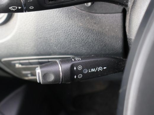 Mercedes-Benz Vito 114 CDI 136 PK AUT. LANG DUBBEL CABINE + LEDER | 19 INCH LMV | TREKHAAK | NAVIGATIE ActivLease financial lease