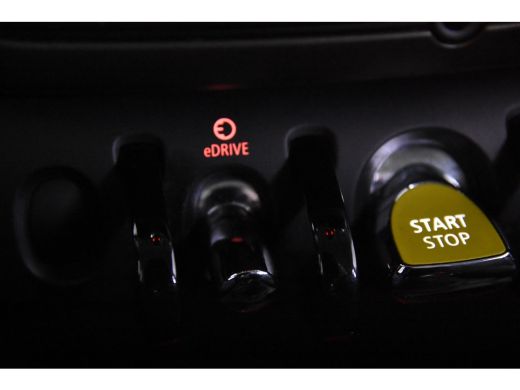 Mini Countryman 1.5 Cooper S E ALL4 *1ste Eigenaar*Leer*Navigatie*Ambiente* ActivLease financial lease