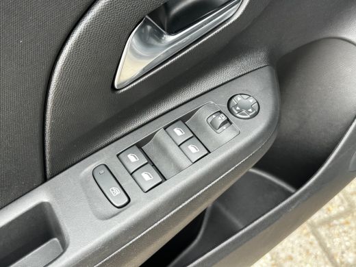 Opel Corsa 1.2 Edition | CAMERA + PARKEERSENSOREN| DODEHOEK DETECTIE| CRUISE CONTROL| GROOT MULTIMEDIA SCHER... ActivLease financial lease