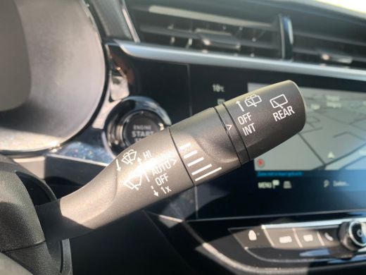 Opel Corsa 1.2 Ultimate Airco | Alcantara | Camera | Cruise Control | Keyless | LED | LMV 16" | Navi | PDC V... ActivLease financial lease