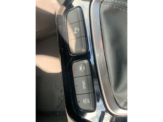 Opel Corsa 1.2 Ultimate Airco | Alcantara | Camera | Cruise Control | Keyless | LED | LMV 16" | Navi | PDC V... ActivLease financial lease