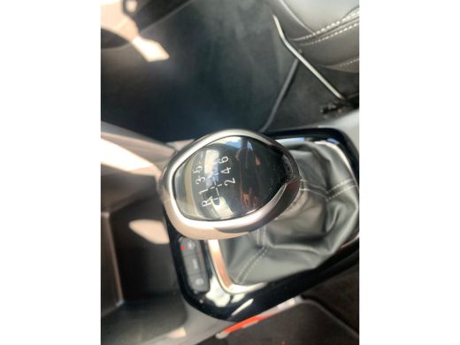 Opel Corsa 1.2 Ultimate Airco | Alcantara | Camera | Cruise Control | Keyless | LED | LMV 16" | Navi | PDC V... ActivLease financial lease