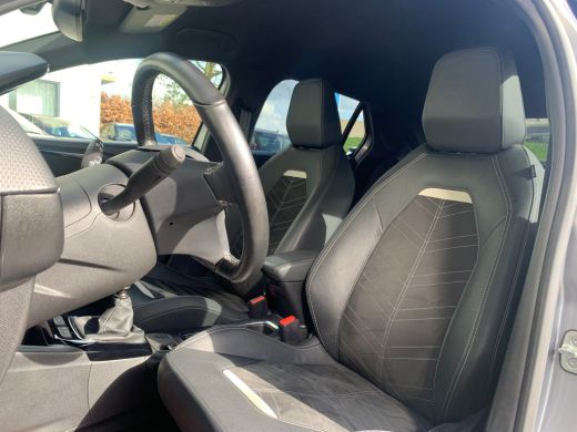 Opel Corsa 1.2 Ultimate Airco | Alcantara | Camera | Cruise Control | Keyless | LED | LMV 16" | Navi | PDC V... ActivLease financial lease