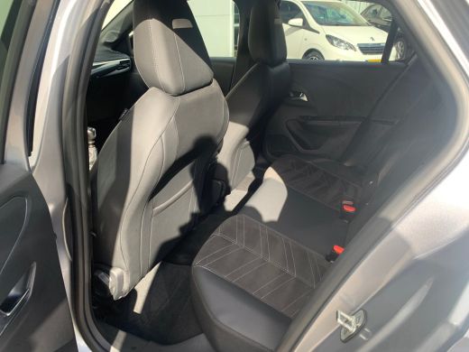 Opel Corsa 1.2 Ultimate Airco | Alcantara | Camera | Cruise Control | Keyless | LED | LMV 16" | Navi | PDC V... ActivLease financial lease