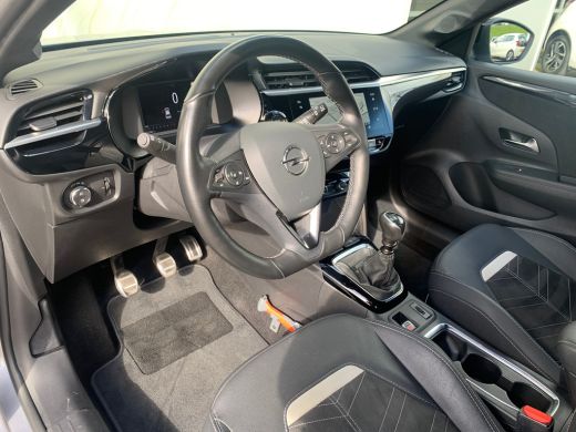 Opel Corsa 1.2 Ultimate Airco | Alcantara | Camera | Cruise Control | Keyless | LED | LMV 16" | Navi | PDC V... ActivLease financial lease