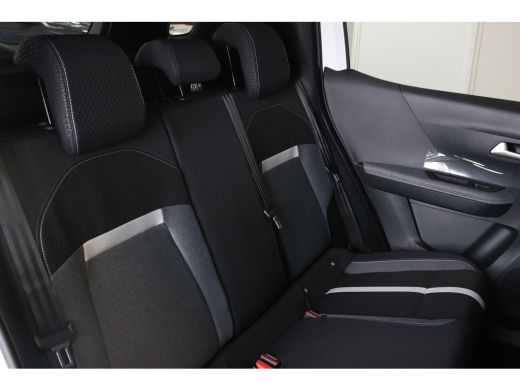 Opel Frontera 1.2 Turbo Hybrid GS | Cruise | Voorstoelen en stuur verwarming | Dodehoek detectie | Achteruitrij... ActivLease financial lease