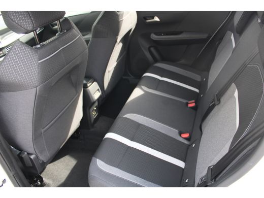 Opel Frontera GS &euro;3000,- voorraad voordeel | 17" Lichtmetalen velgen in Zwart met 215/60 R17 banden | Achteruit... ActivLease financial lease