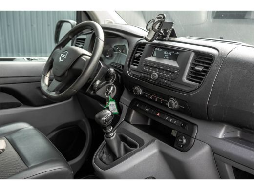 Opel Vivaro L2H1 | 1ste eigenaar | Airco | Cruise | PDC | 3-Zits | Trekhaak ActivLease financial lease