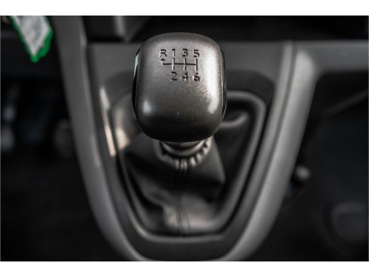 Opel Vivaro L2H1 | 1ste eigenaar | Airco | Cruise | PDC | 3-Zits | Trekhaak ActivLease financial lease