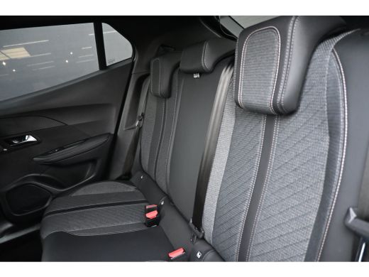 Peugeot 2008 1.2 Turbo 100 Allure | Navigatie | Climate Control | Full-LED | Parkeersensoren | Draadloos Apple... ActivLease financial lease