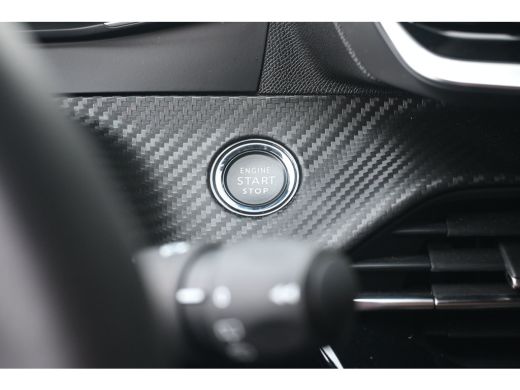 Peugeot 2008 1.2 Turbo 100 Allure | Navigatie | Climate Control | Full-LED | Parkeersensoren | Draadloos Apple... ActivLease financial lease