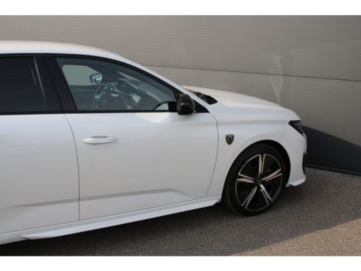 Peugeot 308 1.6 Plug-in Hybrid 180 GT | Origineel NL auto | 1e Eigenaar | Navigatie | Camera voor + achter | ... ActivLease financial lease