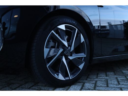 Peugeot 308 SW 1.6 Plug-in Hybrid 180 Allure Avantage | Adaptieve Cruise | 360 Camera | AGR | Stuur+Stoelverw... ActivLease financial lease