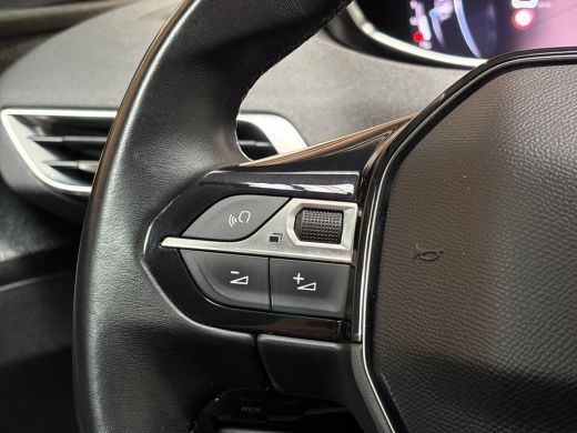 Peugeot 5008 1.2 PureTech Allure 7 Persoons (APPLE CARPLAY, GROOT NAVI, 360 CAMERA, LEDER, SPORTSTOELEN, GETIN... ActivLease financial lease