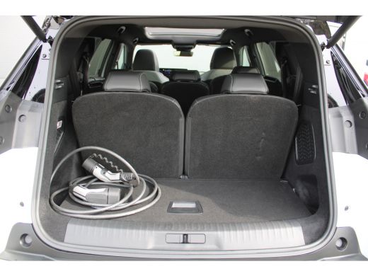 Peugeot 5008 1.6 Plug-in Hybrid 195 GT | Automaat | Panorama/schuifdak | Luxe stoelen | Origineel NL auto | 7... ActivLease financial lease