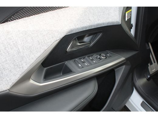 Peugeot 5008 1.6 Plug-in Hybrid 195 GT | Automaat | Panorama/schuifdak | Luxe stoelen | Origineel NL auto | 7... ActivLease financial lease