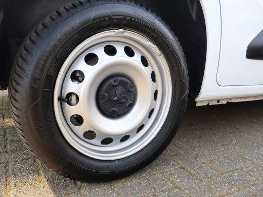 Peugeot Partner 1.5 BLUEHDI 100 PK PREMIUM + BOTT KAST | 230V OMVORMER | TREKHAAK | APPLE CARPLAY ActivLease financial lease