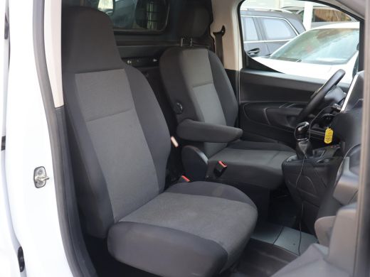 Peugeot Partner 1.5 BLUEHDI 100 PK PREMIUM + BOTT KAST | 230V OMVORMER | TREKHAAK | APPLE CARPLAY ActivLease financial lease