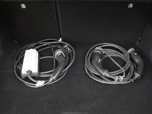 Renault Captur 1.6 E-Tech full hybrid 145 iconic | Carplay | LED | PDC | Cruise control | Climate control | Navi... ActivLease financial lease